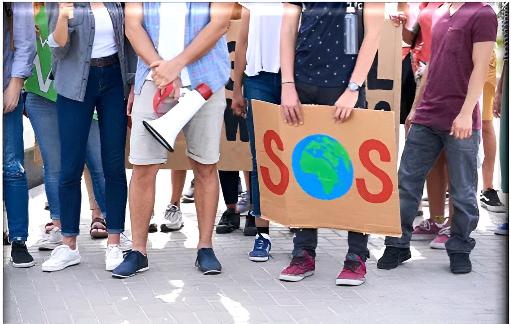 Give Us Your Financial Support!